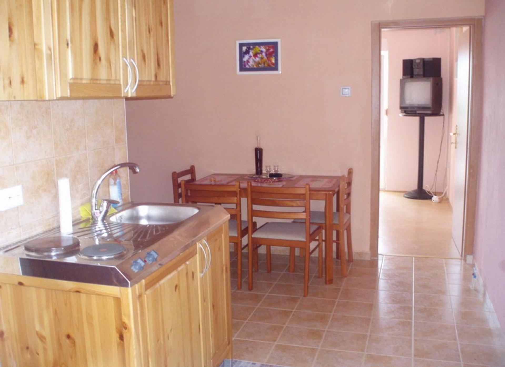 Apartments Dubravko Maslenica Bagian luar foto